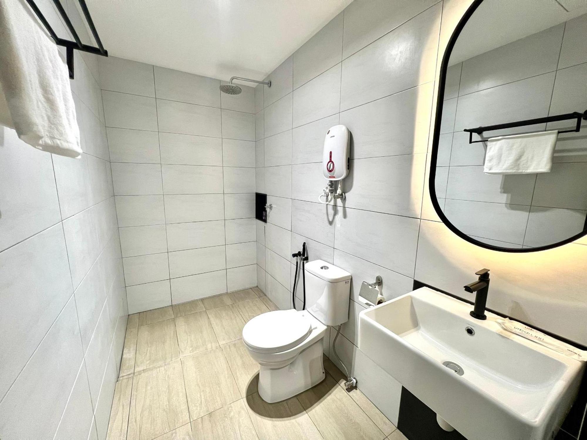 Urban Inn, Serai Wangi Padang Serai Екстериор снимка
